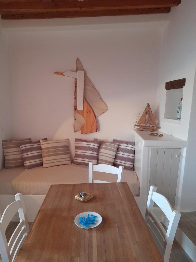 Milos By The Sea - Eco House Plaka  外观 照片